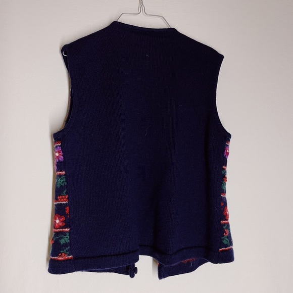 Vintage Susan Bristol Hand Embroidered Sweater Vest Design By Moussie - Picture 7 of 7